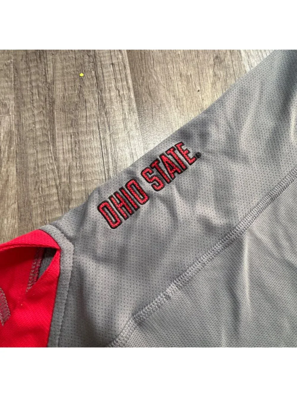 Nike Ohio State Buckeyes Gray & Red Dri-Fit Short Sleeve Shirt XL